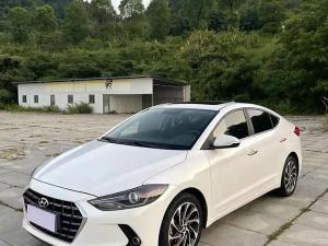 Hyundai Elantra 2020 Бензин