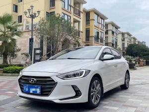 Hyundai Elantra 2019 Бензин
