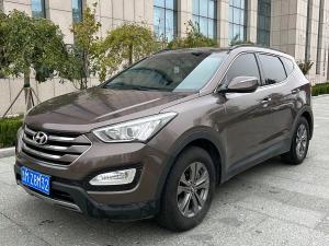 Hyundai Santa Fe 2013 Бензин