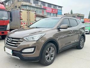 Hyundai Santa Fe 2014 Бензин