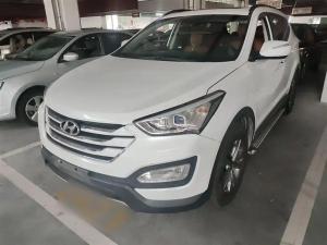 Hyundai Santa Fe 2015 Бензин