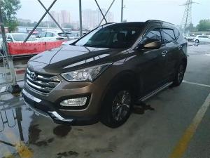 Hyundai Santa Fe 2014 Бензин