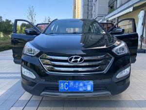 Hyundai Santa Fe 2013 Бензин