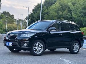Hyundai Santa Fe Classic 2010 Бензин