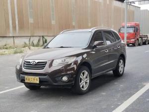 Hyundai Santa Fe Classic 2012 Бензин