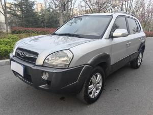Hyundai Tucson 2012 Бензин