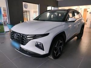 Hyundai Tucson 2023 Бензин