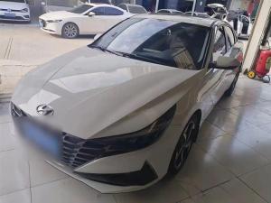 Hyundai Elantra 2023 Бензин