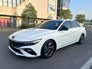 Hyundai Elantra 2023 Бензин