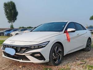 Hyundai Elantra 2023 Бензин