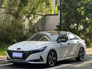 Hyundai Elantra 2023 Бензин