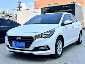 Hyundai Verna 2017 Бензин
