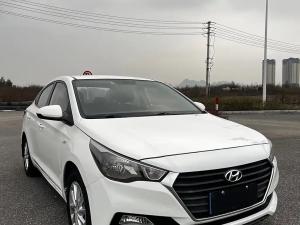 Hyundai Verna 2016 Бензин