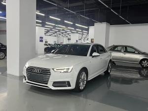 Audi A4L 2017 Бензин