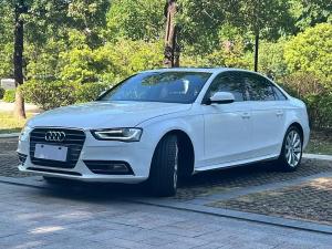 Audi A4L 2015 Бензин
