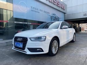Audi A4L 2015 Бензин