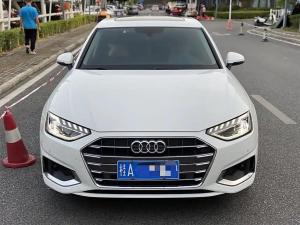 Audi A4L 2020 Бензин