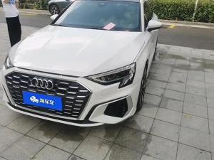 Audi A3 2023 Бензин