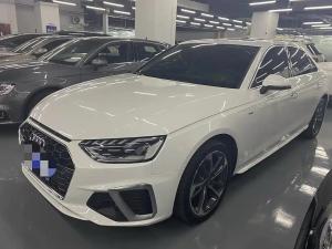 Audi A4L 2023 Бензин