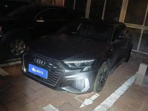 Audi A3 2024 Бензин