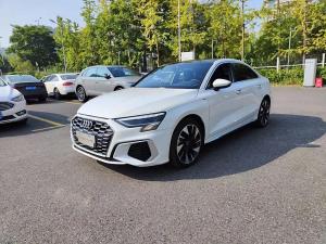 Audi A3 2023 Бензин