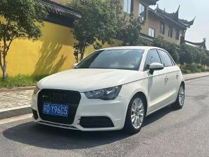 Audi A1 2015 Бензин