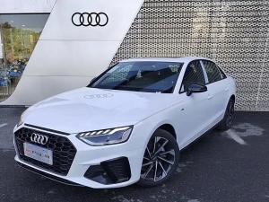 Audi A4L 2023 Бензин