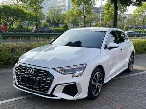 Audi A3 2023 Бензин