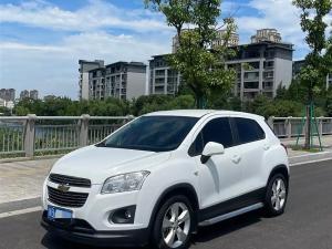 Chevrolet Trax 2014 Бензин