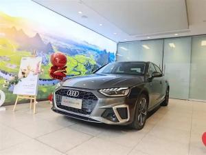 Audi A4L 2023 Бензин