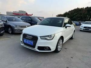 Audi A1 2012 Бензин