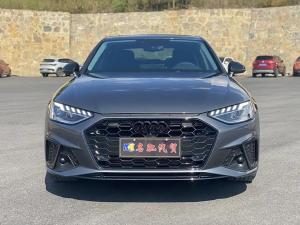 Audi A4L 2023 Бензин