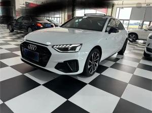 Audi A4L 2023 Бензин