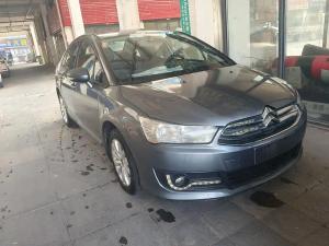 Citroen C-Quatre 2015 Бензин