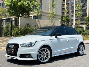 Audi A1 2016 Бензин