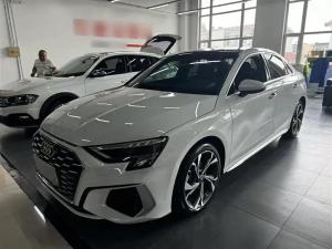 Audi A3 2023 Бензин