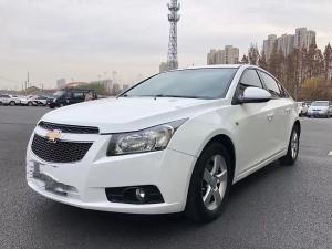 Chevrolet Cruze 2010 Бензин