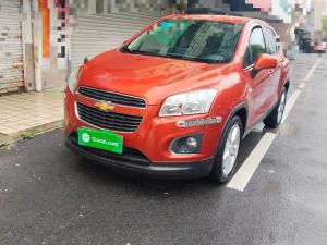 Chevrolet Trax 2014 Бензин