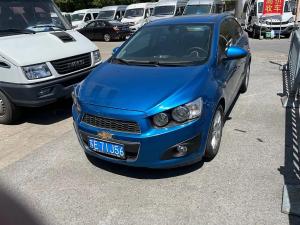 Chevrolet Aveo 2011 Бензин