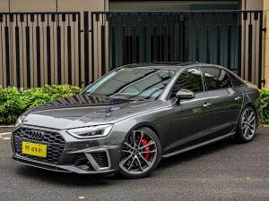 Audi A4L 2021 Бензин