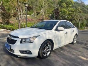 Chevrolet Cruze 2011 Бензин