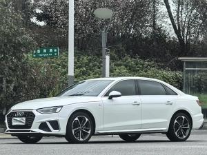Audi A4L 2021 Бензин
