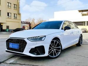 Audi A4L 2023 Бензин