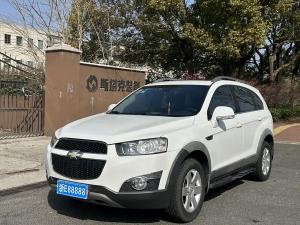 Chevrolet Captiva 2012 Бензин