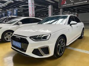 Audi A4L 2021 Бензин