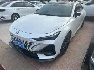 Changan UNI-V 2023 Бензин