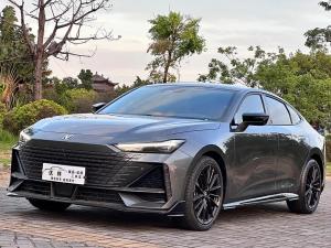 Changan UNI-V 2023 Бензин