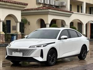 Changan Yida 2023 Бензин