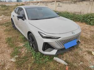 Changan UNI-V 2022 Бензин