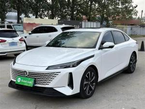 Changan Yida 2023 Бензин